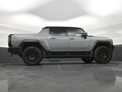 Used 2025 GMC Hummer EV 2X AWD/4WD image 29