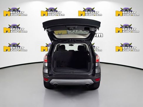 Used 2018 Ford Escape SE FWD image 25