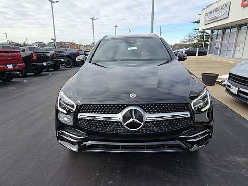 Used 2022 Mercedes-Benz GLC 300 4MATIC image 2