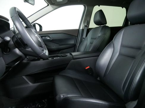 Used 2023 Nissan Rogue SV w/ SV Premium B Package AWD/4WD image 15