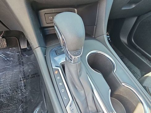 Used 2023 Chevrolet Equinox LT AWD/4WD image 10