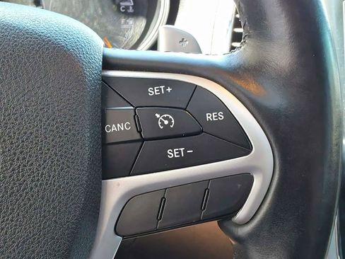 Used 2015 Jeep Grand Cherokee Altitude AWD/4WD image 20