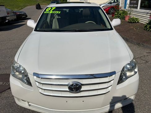 Used 2007 Toyota Avalon XLS FWD image 4