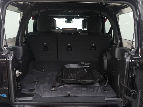 Used 2024 Jeep Wrangler High Altitude image 9