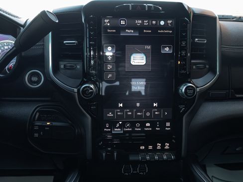 Used 2024 RAM 2500 Laramie w/ Night Edition AWD/4WD image 22