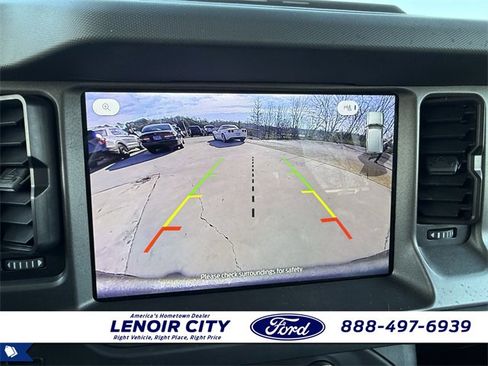 Used 2025 Ford Bronco Badlands image 26