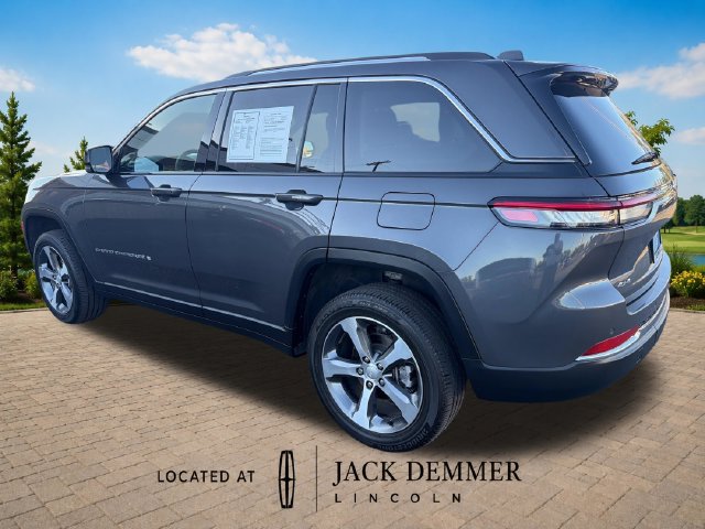 Used 2024 Jeep Grand Cherokee Limited AWD/4WD image 5