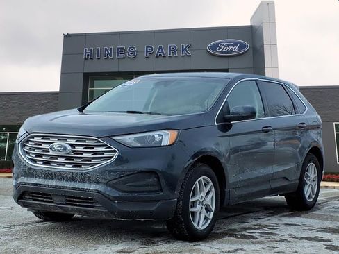 Used 2023 Ford Edge SEL image 3