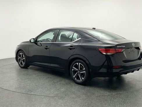 Used 2025 Nissan Sentra SV image 6