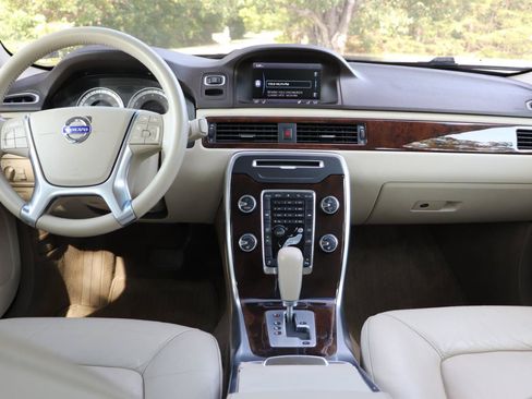 Used 2012 Volvo S80 3.2 FWD image 41