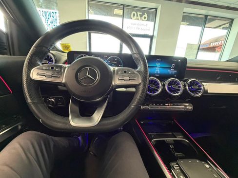 Used 2022 Mercedes-Benz GLB 250 GLB 250 SUV image 65