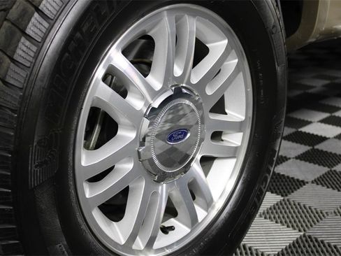 Used 2013 Ford F150 Lariat w/ Mid Equipment Group image 16