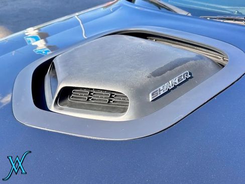 Used 2017 Dodge Challenger R/T RWD image 11