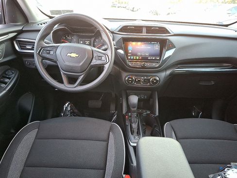 Certified 2023 Chevrolet TrailBlazer LT w/ Convenience Package image 15