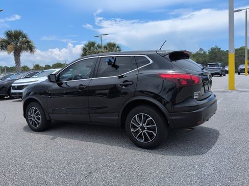Used 2019 Nissan Rogue Sport S FWD image 7