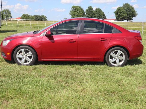 Used 2014 Chevrolet Cruze Diesel w/ Enhanced Safety Package image 10