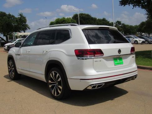 Used 2022 Volkswagen Atlas SEL Premium image 9