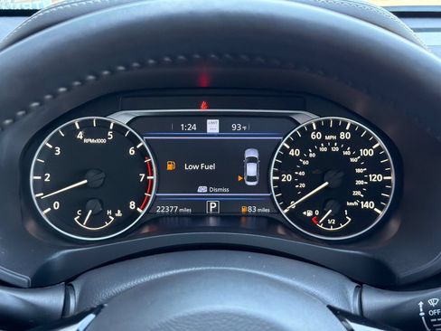 Used 2024 Nissan Altima 2.5 SL FWD image 23