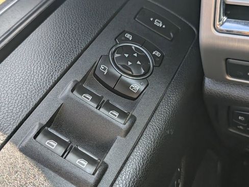 Used 2017 Ford F450 Platinum w/ Platinum Ultimate Package image 11