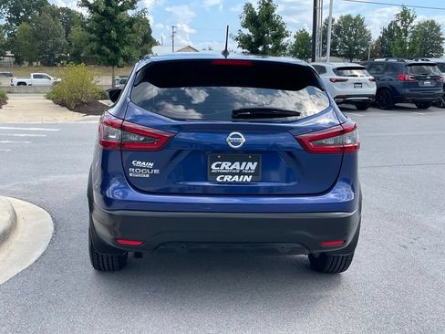 Used 2022 Nissan Rogue Sport S FWD image 6