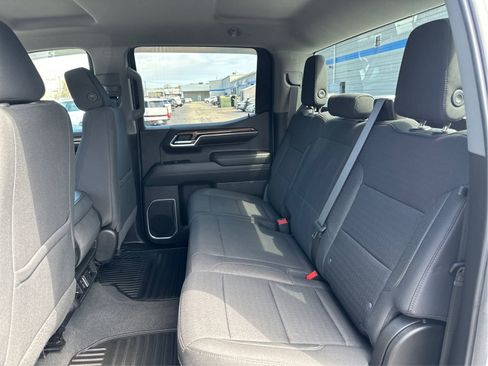 Used 2022 Chevrolet Silverado 1500 LT AWD/4WD image 10