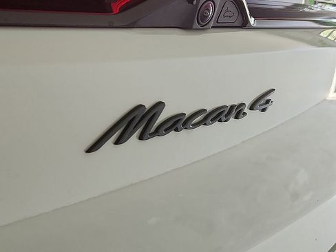 New 2026 Porsche Macan 4 Electric image 27