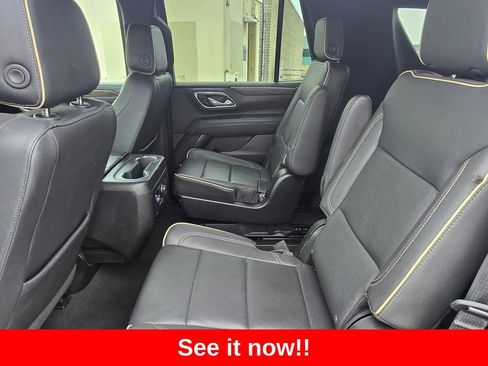 Used 2024 Chevrolet Tahoe Premier AWD/4WD image 17