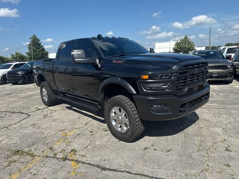 Used 2026 RAM 2500 Warlock AWD/4WD image 4