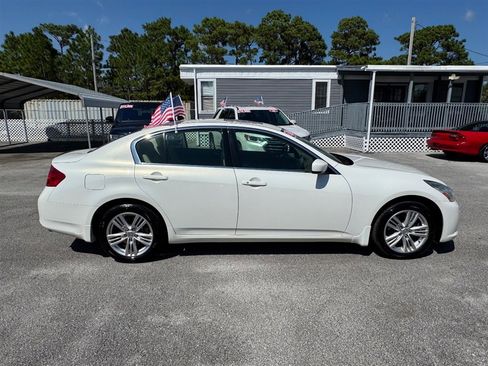 Used 2011 INFINITI G37 x Sedan w/ Premium Pkg image 8