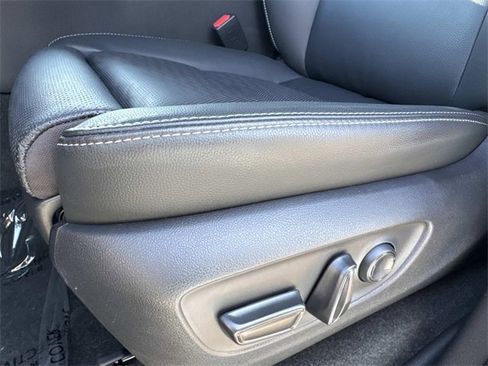 Used 2024 Toyota Land Cruiser image 19