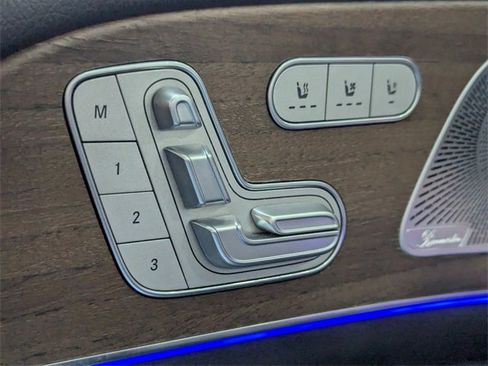 Used 2020 Mercedes-Benz GLE 350 w/ 3rd Row Seat Package image 18