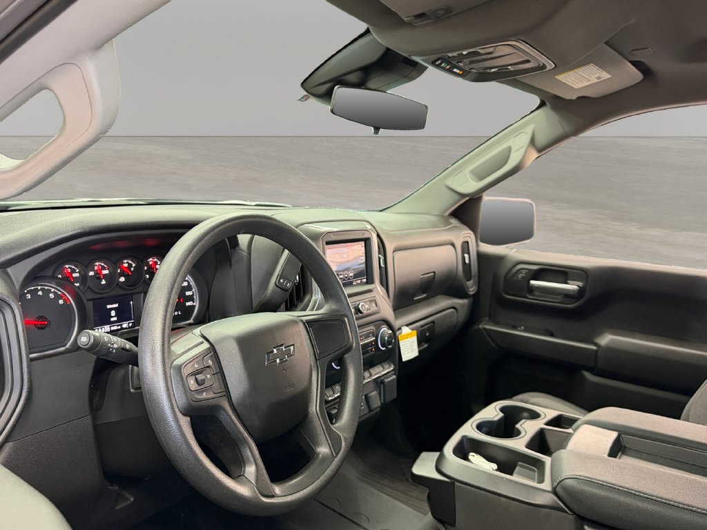 Used 2025 Chevrolet Silverado 1500 Custom Trail Boss AWD/4WD image 16