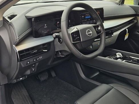 New 2025 Nissan Murano SL image 9