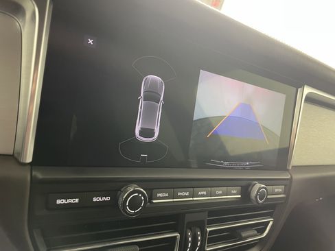 Used 2021 Porsche Macan S image 24