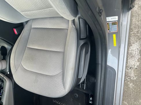 Used 2020 Hyundai Elantra Value Edition FWD image 10