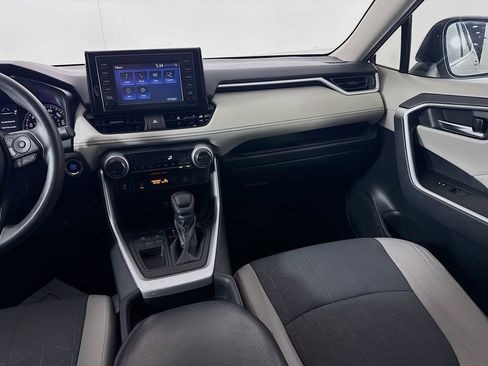 Used 2019 Toyota RAV4 XLE image 26