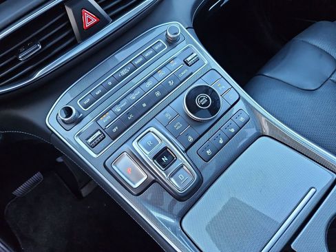 Used 2023 Hyundai Santa Fe Limited w/ Cargo Package image 21