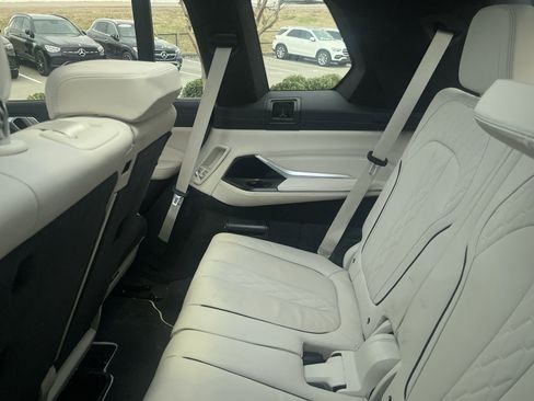 Used 2021 BMW ALPINA XB7 image 6