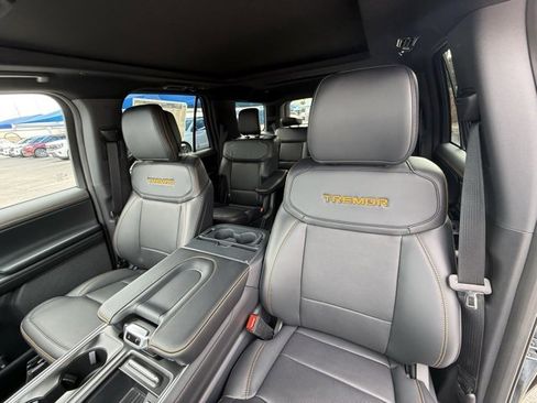 New 2026 Ford Expedition Tremor image 19
