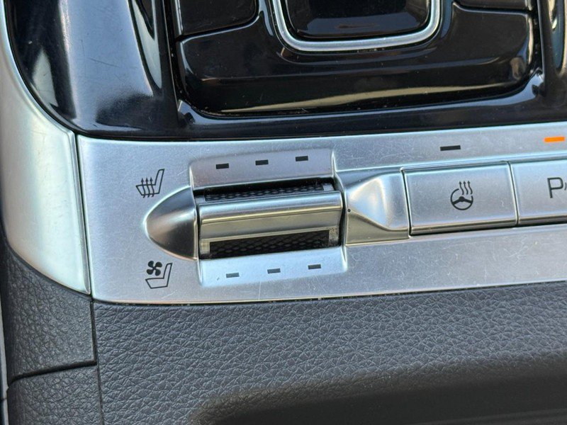 Used 2022 Kia Carnival SX Prestige FWD image 27