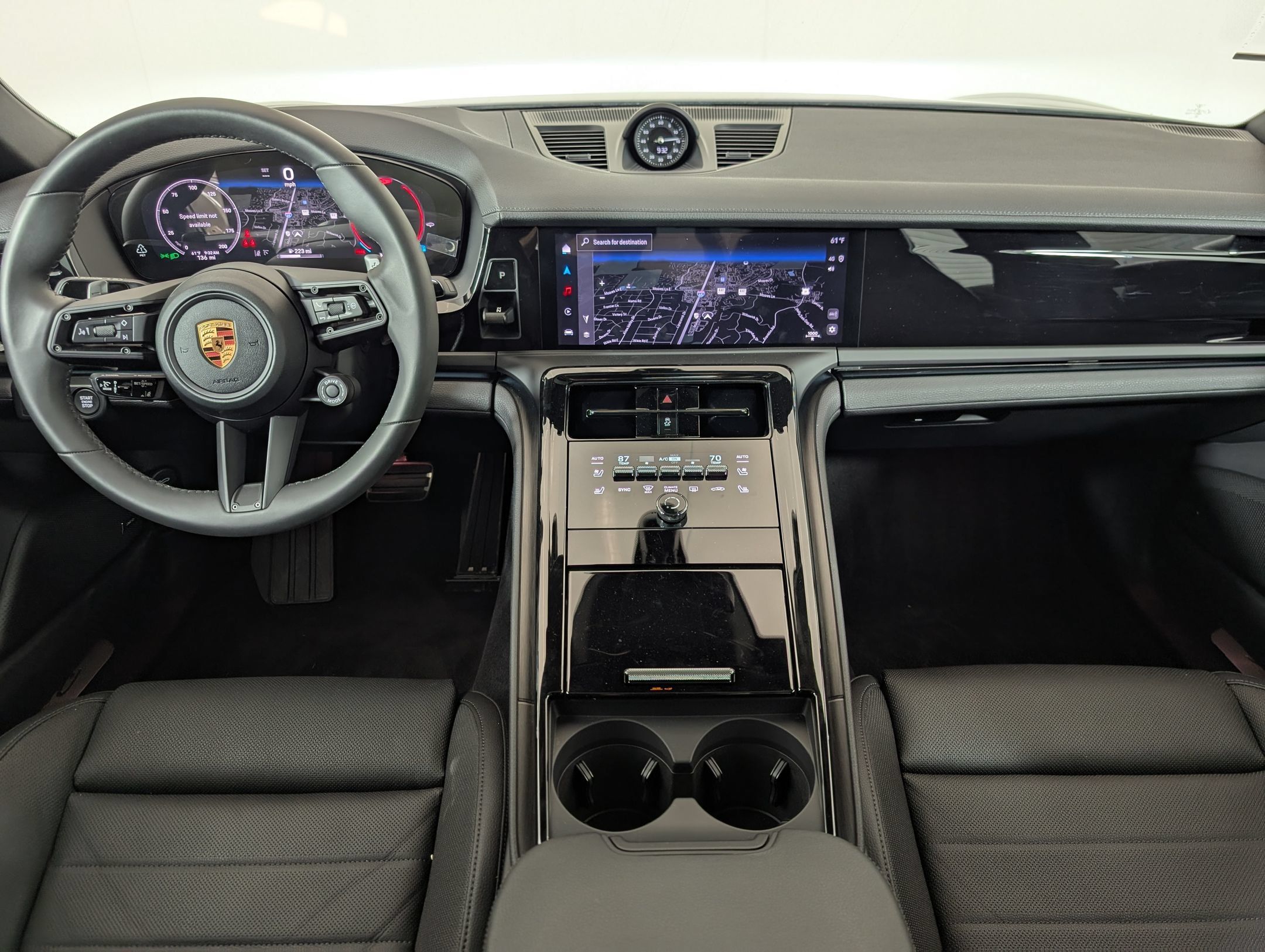 Certified 2025 Porsche Panamera 4 AWD/4WD image 17