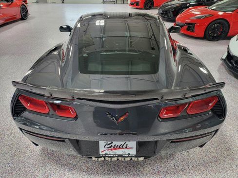 Used 2018 Chevrolet Corvette Stingray Coupe w/ Carbon Flash Badge Package image 5