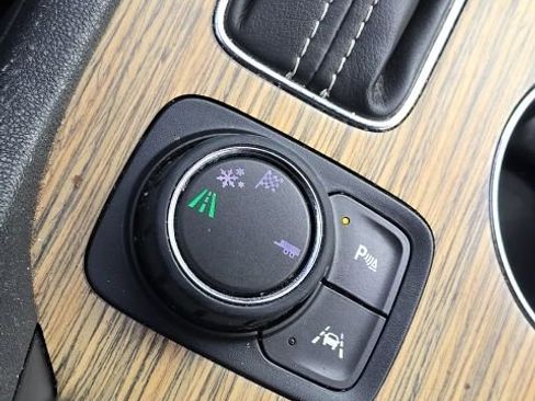 Used 2019 GMC Acadia Denali w/ Technology Package image 43