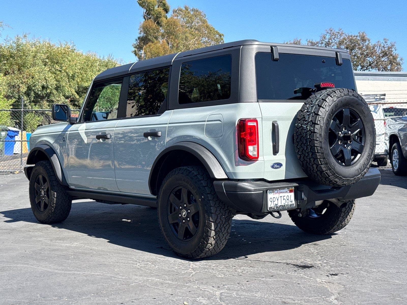 Used 2024 Ford Bronco Black Diamond AWD/4WD image 11