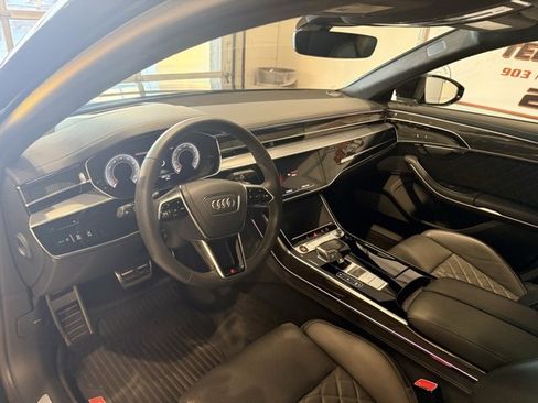 Used 2023 Audi S8 4.0T image 16