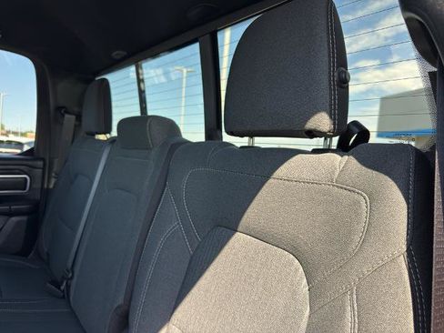Used 2022 RAM 1500 Big Horn AWD/4WD image 34