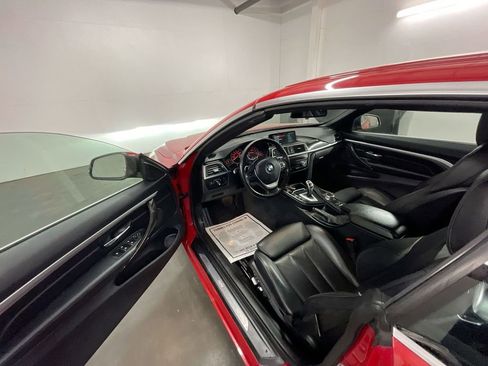Used 2018 BMW 430i Convertible image 10