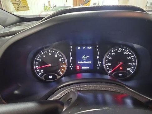 Used 2018 Jeep Renegade Latitude w/ Cold Weather Group image 16