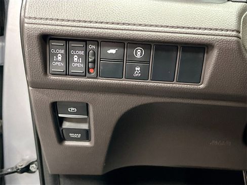 Used 2022 Honda Odyssey EX-L image 10