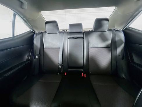 Used 2017 Toyota Corolla SE FWD image 26